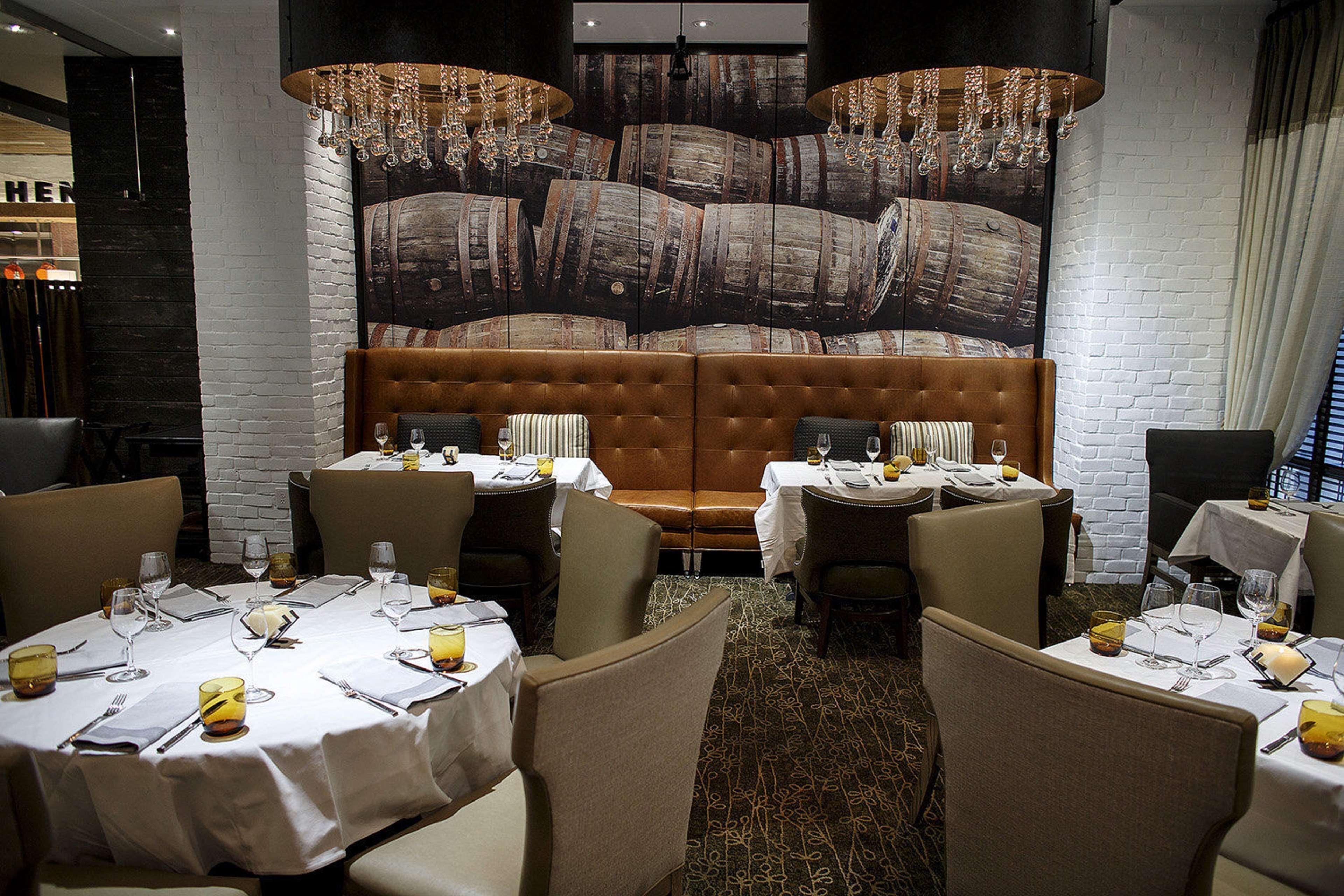 Hilton Harrisburg Near Hershey Park Bagian luar foto