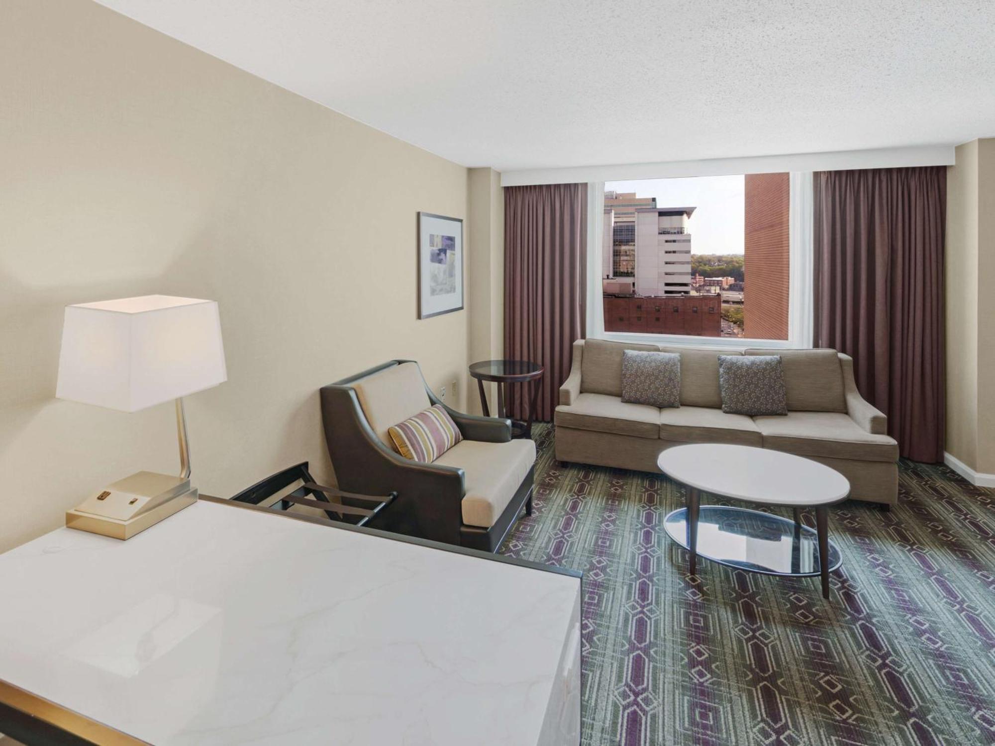 Hilton Harrisburg Near Hershey Park Bagian luar foto